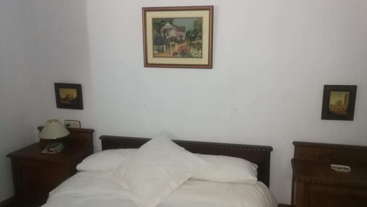 Cortijo De La Fuente Leilighet Albunol Eksteriør bilde